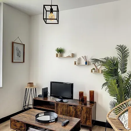 아파트 Bienvenue Chez Noemie - Arrivee Autonome 샤틀레로